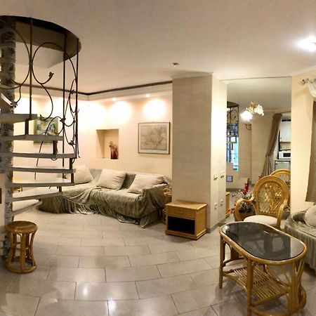 Odelana Apartments Одеса Екстер'єр фото